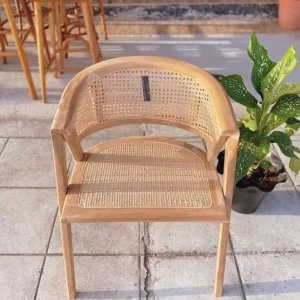 เก้าอี้ทานอาหารไม้สัก รุ่น Barrel Back Dining Chair